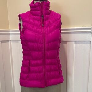 Athleta down puffer vest